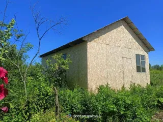 Земельный участок площадью 3982 м2 и жилой дом площадью 35.3 м2, расположенные по адресу: Республика Башкортостан, Чишминский район, сельское поселение Новотроицкий сельсовет, деревня Александровка, улица Полевая, дом 9. Кадастровый номер участка: 02:52:100201:22, кадастровый номер дома…