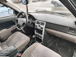 Ваз-21703 2007 Lada Priora, 2007 года, 98 лс, 390300 км Транспортное средство: ВАЗ-21703 Год выпуска: 2007 Идентификационный номер (VIN): ХТА 21703070011647 Номер шасси (рамы): отсутствует Номер кузова (кабины): 0011647 Цвет кузова (кабины): сине-черный Номер двигателя: 21126 Рабочий объем (см3)…