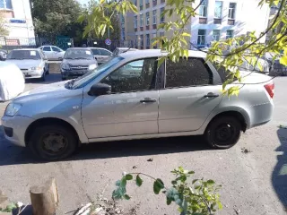 Высвобождаемое движимое военное имущество (автомобиль) Высвобождаемое движимое военное имущество, автомобиль: LADA GRANTA  VIN: XTA219010J0551255 (приложение №1) 
Год выпуска: 2018 
Мощность двигателя: 87 
VIN номер: XTA219010J0551255 
Объем двигателя: 1596 
Вид транспорта: легковой 
Марка: LADA…