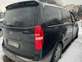 Hyundai Grand Starex, 2009 г.в., VIN KMJWAH7JP9U087281. Автомобиль находился в эксплуатации, может иметь скрытые недостатки, естественный износ или дефекты вследствие эксплуатации, ремонта или обслуживания.