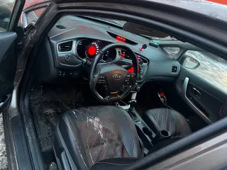 KIA CEED 2012, год выпуска: 2012, идентификационный номер (VIN): XWEHN512BD0001071, находится в залоге АО «МС Банк Рус». С имуществом можно ознакомиться по месту нахождения данного имущества с момента публикации сообщения о продаже и до окончания приема заявок по предварительной записи у…