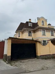 Жилой дом 558.8 кв.м, гараж 45.8 кв.м, участок 1113 кв.м, Московская обл. Жилой дом - 558,8 кв. м, адрес: Московская обл., г.о Ленинский, г. Видное, ул. Весенняя, д. 6, гараж- 45,8 кв. м, земельный участок - 1 113 кв. м, местоположение установлено относительно ориентира, расположенного в границах…