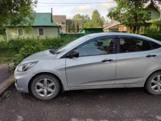 Hyundai Solaris 2012 года выпуска, модель двигателя G4FCBW430485, цвет серебристый темный, VIN Z94CT41DBCR102481, мощность двигателя 123 л.с., объем двигателя 1591 куб.см., масса без нагрузки 1160 кг, разрешенная масса 1565 кг, государственный регистрационный знак Х583МТ33