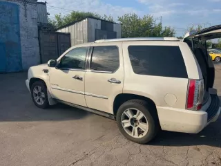 АМТС CADILLAC ESCALADE GMT926, 2010г.в., г/н Р064ХА790, цвет белый, VIN XWFUK9EF1A0000065 АМТС CADILLAC ESCALADE GMT926, 2010г.в., г/н Р064ХА790, цвет белый, VIN XWFUK9EF1A0000065, должник (собственник) Савин М.В. 
Вид транспорта: легковой автомобиль 
Год выпуска: 2010 
VIN номер: XWFUK9EF1A0000065…