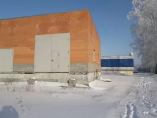 Здание, назначение нежилое, общей площадью 398,9 кв.м., этажность 2, адрес месторасположения: Омская область, г. Омск, пр-кт Космический, д. 21А. Кадастровый номер: 55:36:120302:4703. Земельный участок, категория земель: земли населенных пунктов, вид разрешенного использования: под строительство…