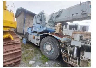 Кран самоходный Komatsu LW250-5, зав. № (рамы): L003-50094, 2006 г.в., цвет: синий, серый, документы (СОМ, ПСМ): в наличии, состояние: нерабочий, разукомплектован.