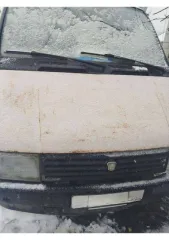 ГАЗ 33021 1998 года, бортовой грузовой автомобиль. Марка: ГАЗ, модель: 33021, год изготовления: 1998, VIN: XTH330210W1686255, мощность двигателя: 100 л.с. (73.5 кВт).