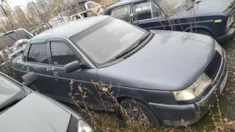 автомобиль ВАЗ 21102 Легковой автомобиль ВАЗ 21102, ГРЗ Н377УУ196 vin XTA21102010369843 
Государственный регистрационный знак: Н377УУ196 
Год выпуска: нет информации  
Мощность двигателя: нет информации 
Экологический класс: нет информации 
VIN номер: XTA21102010369843 
Коробка передач: нет…
