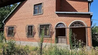 Здания 250.2 кв.м, сооружение 1.8 кв.м, земельный участок 2144 кв.м, Краснодарский край Продажа находящихся в федеральной собственности объектов недвижимого имущества: зданий общей площадью 250,2 кв. метра (кадастровые номера: 23:32:0902002:402, 23:32:0902002:459, 23:32:0902002:460), сооружения…
