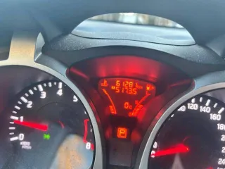 Nissan Juke 2013 года, 117 л.с., 62000 км, АКПП. Легковой автомобиль, марка: Nissan, модель: Juke, год изготовления: 2013, VIN: SJNFBAF15U6411532, г/н: О612ВМ977