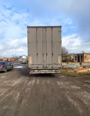 KPONE ZZ грузовой прицеп бортовой тентованный 2008 Грузовой прицеп бортовой KPONE ZZ, 2008 г.в., г/н СК379461, VIN WKEZZ000000392403, серого цвета, кузов тентованный. Адрес (местоположение): Ростовская область, Целинский район, п. Целина, ул. Транспортная, 1А