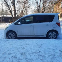Toyota Ractis 2005, 110 лс, 291000 км, АКПП. Автотранспортное средство TOYOTA RACTIS 2005г. кузов № NCP1000014517, гос.номер А124РУ27. Имущество зарегистрировано на супруга должника и приобретено в период зарегистрированного брака, в связи является совместно нажитым в силу закона.