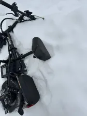 YiiiGE, ABM Storm 2013, MOTOLAND SX 125E 2024, Gust механическое транспортное средство «YiiiGE», без г/н, идентификационный номер LX48V400W240601266 б/у,. Скутер марки «ABM Storm», без гос. знака, идентификационный номер (VIN) LT4NBBF060Z041211, 2013 г.в. б/у, мопед марки «MOTOLAND» модель «SX…