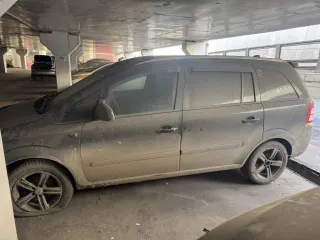 Opel Zafira 2012, 140 л.с., 410000 км, АКПП, легковой автомобиль, марка: OPEL, модель: Zafira, год изготовления: 2012, цвет: Черный, VIN: XWF0AHM75D0002724, ПТС: 39 НО 510666, г/н: Е 850 ЕР 150, модель двигателя: Z18XER, тип двигателя: Бензиновый, двигатель №: 20SS0166, мощность двигателя, л. с…