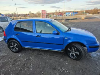 Легковой автомобиль Volkswagen Golf-4, 2000 г.в., VIN WVWZZZ1JZ1D020717, цвет синий, М941ЕУ29 грз.
