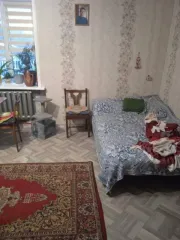 Квартира 71,4 кв.м и земельный участок 1675 кв.м, Томская обл. 1/3 доля квартиры и 1/3 доля земельного участка в Томской обл. Еще 1/3 доля квартиры и 1/3 доля земельного участка в Томской обл. Еще - 1/3 квартиры на земельном участке, расположенной по адресу: 636502, Томская обл., рп Белый Яр, ул…