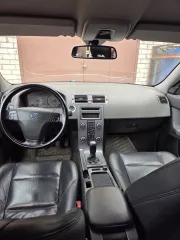 Автомобиль марки Volvo модель S40 идентификационный номер (VIN): YV1MS214292456125