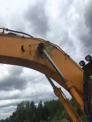 Экскаватор Hyundai R210LC-7 2008 года, цвет серый, желтый, госномер 6821 CB 78, номер двигателя B59-26431500.