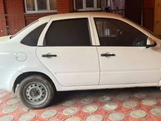 Lada Granta 2012 года, VIN: XTA219000C0006279, госномер О932ОС06.