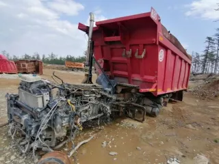 Грузовой-самосвал Shacman SX3316DT366 госномер Н766НК27, 2014 год выпуска, VIN LZGJRDT62EX025426. Неисправен, разукомплектован.