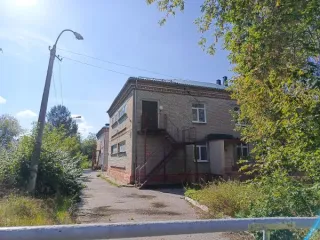 Здание 1804.4 кв.м, хозяйственный корпус 84.6 кв.м, Пермский край. Назначение: нежилое, этажей 3, в том числе подземных 1, общая площадь 1804.4 кв.м, кадастровый номер: 59:03:0400073:11313. Адрес объекта: Российская Федерация, Пермский край, городской округ город Березники, город Березники, улица…