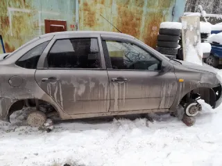 LADA 219010, 2016, VIN: XTA219010H0436299. Ознакомление с имуществом по месту его нахождения в рабочие дни с 14:00 до 16:00 по местному времени, предварительно созвонившись с финансовым управляющим по тел.: 8 993 044-22-21 или e-mail: prioriteturistufa@gmail.com.