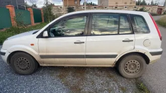 Ford Fusion 2007 года выпуска, белого цвета. VIN: WF0UXXGAJU7S48585. Дополнительную информацию можно получить с момента публикации до окончания приема заявок по будням с 10:00 до 16:00 по московскому времени по электронной почте ФУ и на электронной площадке. Осмотр автомобиля осуществляется по…