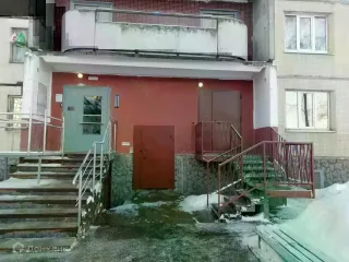 Квартира 47,8 кв.м, Санкт-Петербург, ул. Котина, д. 7, корп. 1, литера А, кв. 41, 5 этаж. Кадастровый номер: 78:40:0008304:5420. Принадлежит на праве долевой собственности от 22.12.2016 (1/2 доли) и от 29.03.2017 (1/2 доли). В ЕГРН зарегистрированы ограничения права и обременения - запрещения…