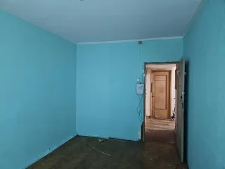 Продажа имущества, находящегося в собственности города Москвы, жилое помещение по адресу: г. Москва, ул. Хачатуряна, д. 2, кв. 288, ком. 2, жилой площадью 13,4 кв. м (этаж № 1), кадастровый номер 77:02:0009001:5504 Продажа имущества, находящегося в собственности города Москвы, жилое помещение по…