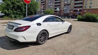 Автомобиль Mercedes-Benz CLS Class 2014 года, цвет белый. Идентификационный номер WDD2183671A133159, номер кузова WDD2183671A133159. Мощность двигателя 333 л.с. (245 кВт). Техническое состояние: авто после ДТП, прибыл на стоянку своим ходом. Двигатель работает шумно, по словам должника требуется…