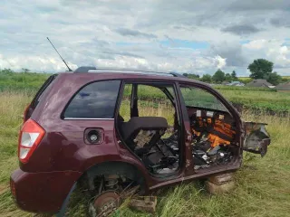 Chery Tiggo (T11) 2015 года, 126 л.с. ЧЕРРИ ТИГГО Т11ФЛ, 2015 г.в., VIN XDLDB11FMF0002336. Отсутствуют все основные узлы и агрегаты. Состояние на фотографиях.