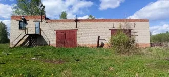 Нежилое строение 292.3 кв.м, Томская область. 2-этажное, площадь 292,3 кв. м, кадастровый номер 70:14:0333003:136, с земельным участком площадью 2380 кв. м, кадастровый номер 70:14:0333003:112. Адрес: Томская область, р-н Томский, с. Турунтаево, пер. Тихий, д. 1а. Назначение: нежилое. Земельный…