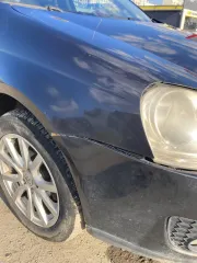 Volkswagen Jetta 2010 г.в. VIN XW8ZZZ1KZAG505813 Пробег 228 617 км. На автомобиле имеются царапины/потертости на переднем бампере, следы коррозии правого и левого передних крыльев, по кузову автомобиля имеются небольшие сколы. Со слов должника: есть проблемы с коробкой передач ("пинается"), с…