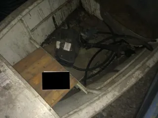 Godnie ostatki, 22 позиции. Металлические ванна и крюк, ледобуры, сани, навигатор Garmin, лодки, весла, сиденья, чехол, моторы Yamaha, насос. Продается в том виде, комплектности и состоянии, в каком оно есть. За скрытые дефекты имущества продавец ответственности не несет. Проданное имущество обмену…