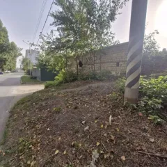 Гараж 18 м2 в Москве. Состояние удовлетворительное, находится в гаражном кооперативе. Требуется незначительный косметический ремонт. Обременения отсутствуют.