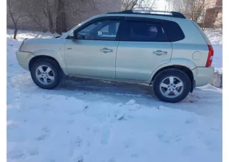 Hyundai Tucson, 2004 года, 175 лс еще Транспортное средство HYUNDAI TUCSON 2.7 GLS 2004 года выпуска, номер кузова KMHJN81DP5U103705
