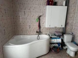 Дом 101,6 кв.м и участок 896 кв.м в Челябинской области, поселок Синий Бор, улица Молодежная, дом 5. Кадастровый номер дома: 74:21:0204007:97, земельного участка: 74:21:0204007:51.