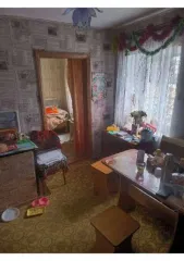 1/4 доли квартиры, 46.7 кв.м., Республика Крым, назначение: Жилое, этаж: 1, Российская Федерация, Республика Крым, м.р-н Джанкойский, с.п. Изумрудновское, с Дмитриевка, ул Центральная, д. 9, кв. 1, кадастровый номер: 90:03:060201:1002