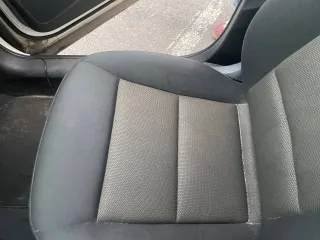 Ауди Q3 2012 года, VIN: WAUZZZ8U1DR062806, госномер: Е667НТ51. Модель двигателя: ССZ, номер: 340851, мощность 125 кВт (170 л.с.), объем 1984 см³. Кузов: WAUZZZ8U1DR062806, цвет белый. Снаряженная масса 1630 кг, полная масса 2130 кг. СТС 9960763628 от 28.02.2024, ПТС 78УТ261246 от 02.02.2013…