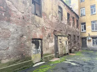 Нежилое помещение 19,3 кв.м, Санкт-Петербург, ул. Боровая, 18/1, литера А, пом. 7-Н, этаж № 1, назначение: нежилое, кадастровый номер 78:31:0001697:2390. Право собственности города Санкт-Петербурга подтверждается записью в Едином государственном реестре недвижимости от 19.07.2021 №…