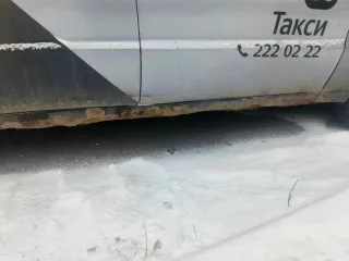 Chevrolet Lanos 2007 года, 86 л.с., пробег 276085 км. Госномер С742ТР24, VIN Y6DTF69Y070073032. Заводится, едет. Требует ремонта: перегорел включатель поворотников, пороги гнилые, двигатель потребляет масло, сел аккумулятор.