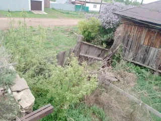 1/4 доли дома 74,3 кв.м и 1/4 доли участка 1883 кв.м, Челябинская область, п Наваринка. 1/4 доля в праве на жилое здание, площадь: 74,3 кв.м., кадастровый номер: 74:01:0804001:442 и 1/4 доля в праве на земельный участок, площадь: 1 883 кв.м., категория земель: Земли населенных пунктов, разрешенное…