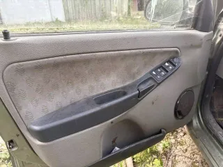 Lada Kalina 2008 года, 89 лс, 300000 км, VIN: XTA11184080166936, госномер: Р426АВ40, мощность 65,0 кВт / 89,0 л.с., цвет кузова: Светло-зеленый, СТС: 99 26 094363. Имущество НЕ НА ХОДУ.
