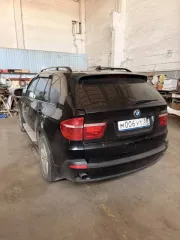 BMW X5 2007 года, 264 лс, 250000 км, полный привод, АКПП, легковой автомобиль, марка: BMW, модель: X5, год изготовления: 2007, цвет: черный, VIN: 5UXFE43597L018014, г/н: M006УТ38