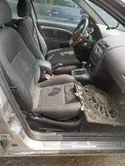Ford Mondeo, государственный регистрационный знак X573KУ138, VIN WF04XXGBB45A38681, легковой седан, категория B, 2005 год, кузов WF04XXGBB45A38681, серебристый цвет. Аккумулятора нет, спидометр не включается.