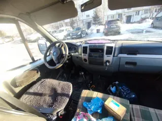 ГАЗ-322132 2011 автомобиль ГАЗ-322132, АВТОБУС КЛАССА В, 2011 г. в., VIN X96322132B0689456 Авто на ходу, спущено или пробито колесо, снизу порогов есть ржавчина, небольшая вмятина задней двери, двигатель УМЗ 4216. Посмотреть можно в любое время после 17:00 в будни, в выходные в любое время, база…