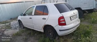 Skoda Fabia 2001, 60 л.с., легковой автомобиль, гос. номер У197АМ52 RUS, VIN: TMBPH46Y523294170, ПТС 67TP449630, СТС 52УУ197222, цвет белый. Сколы, ржавчина по всему кузову.