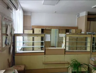 Помещение нежилое кад.№ 37:14:010206:658, общей площадью 576,3 кв.м, расположенное этаж 1, подвал в многоквартирном жилом доме по адресу Ивановская область, р-н Пучежский, г. Пучеж, ул. Горького, д. 16, пом. 1.
