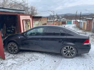 Opel Astra, 2011 года, 116 лс. Автомобиль, марки: «ОПЕЛЬ АСТРА» (A-H/NB), 2011 года выпуска, VIN: XWF0AHL69C0008078, Госномер: А681НТ142, СТС: 99 77 106971 от 27.09.2025, ПТС: 39 РН 082099 от 28.01.2021 г. Зарегистрирован залог, в пользу Банк ВТБ» (ПАО).