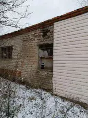 Здание (гараж), нежилое помещение, принадлежащее заявителю на праве собственности, с кадастровым номером: 40:22:083101:239, площадью: 93,8 кв.м., Находится в совместной собственности
Расположенное по адресу: 249800, Калужская обл., Ферзиковский р-н, Хомяковский с/с, с. Ферзиково, д. 44